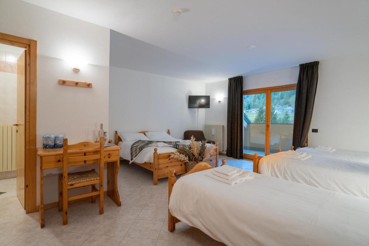 Fior Di Roccia - Valmalenco - Hotel & Mountain Restaurant Lanzada 外观 照片